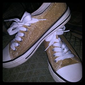 Gold sequence tennis shoes size 6